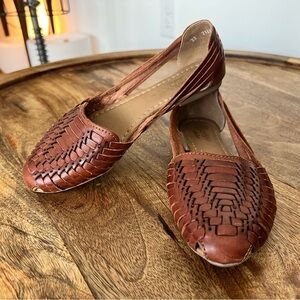 Macarena Brown Woven Loafers